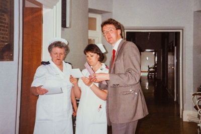 Photograph, Leanchoil Hospital staff ; 1992; LT.2022.1.36