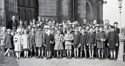 fht.2026.112  st laurence parish church sunday school, pictured on 12th april, 1964.