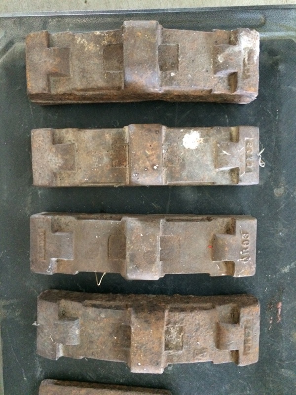 Cast Iron Cutting Blocks; A1039 eHive