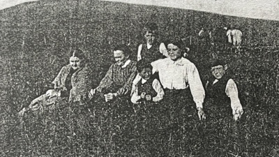 Copy of photograph, McConachie family, Broomknowes; c.1910s; CT.2022.13.06