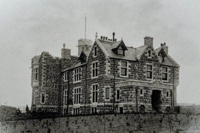 Photograph of Blairmore School, Glass; 1900; CT.2022.03.16