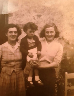 Photograph, McHardy family photograph, Badchier, Cabrach ; 1955; CT.2024.02.16