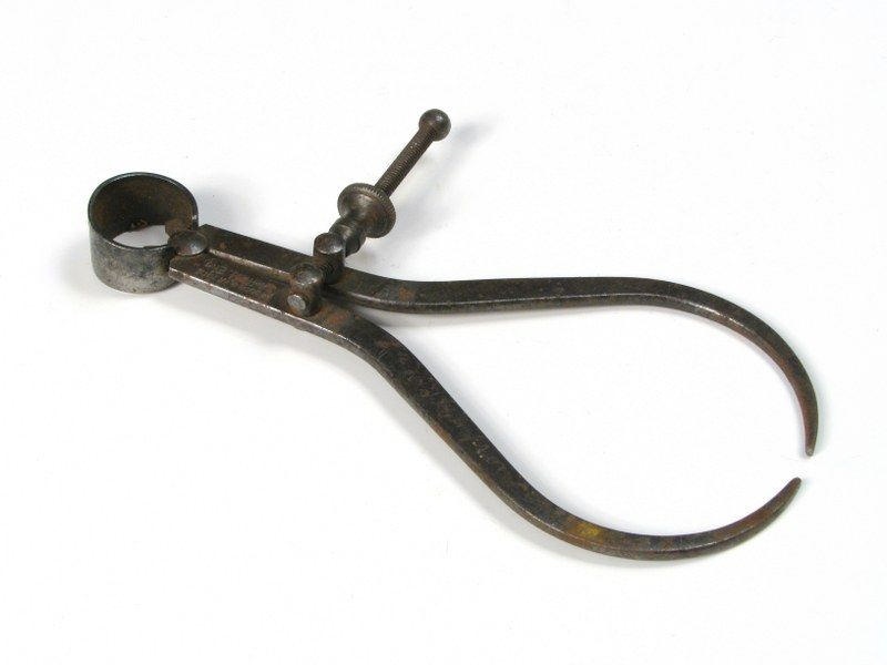 Callipers, Exterior; CM.Z025h | eHive