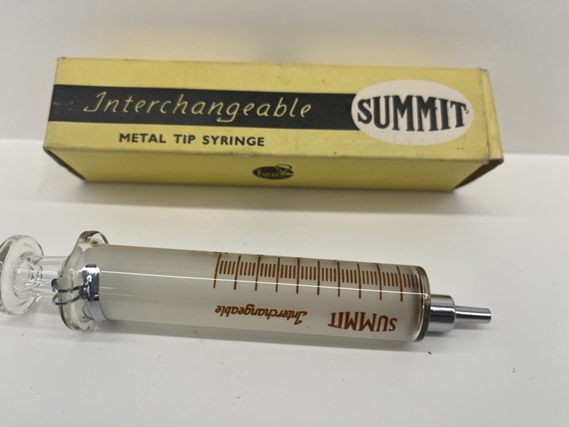 syringe-s-r-j-everett-co-ltd-m132a-ehive