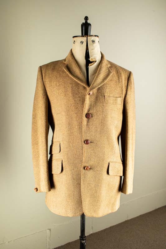 Man's Harris tweed jacket, 4 buttons, pocket flaps, including ticket ...