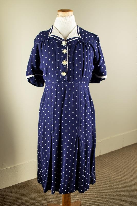 Navy with white spots, shirt dress with white reveres, 1940s to 1950s ...