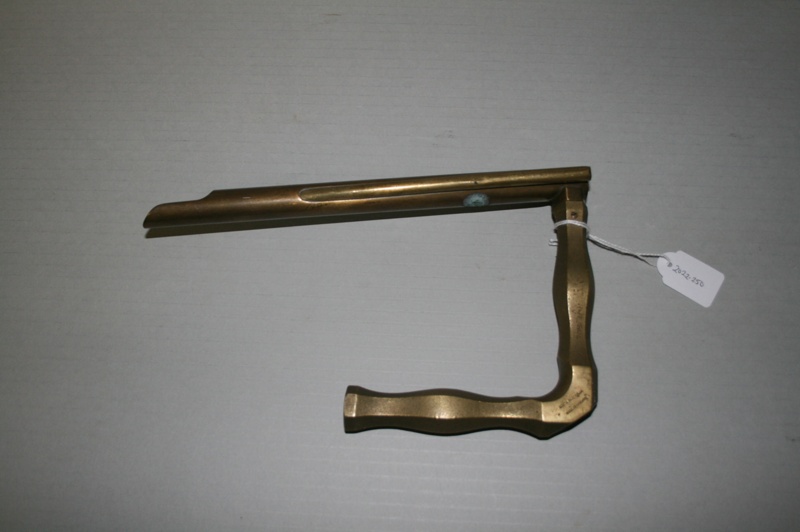 Negus Laryngoscope ; 2022.250 | eHive