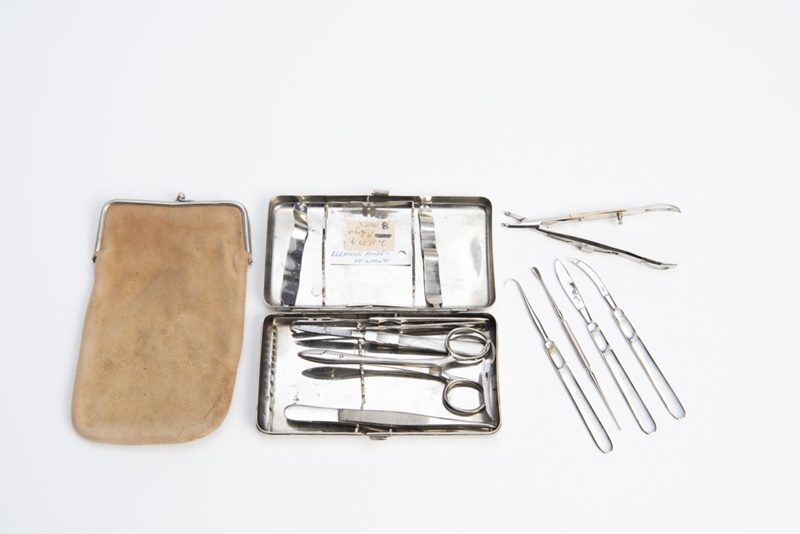 Various medical instruments from Dr Eleanor Baker McLaglan’s doctor's bag