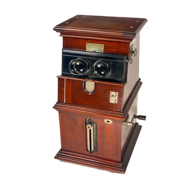 Tray-Stereoscope 'Stéréodrome' with its Original Photo Collection; Gaumont, Léon; c. 1910; M-ST009