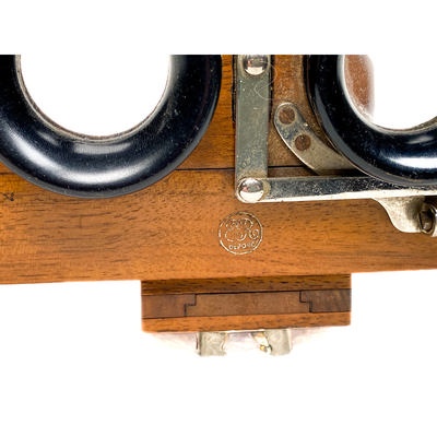 Foldable Stereoscope; Rosengard, Émile; c. 1905; M-SH067