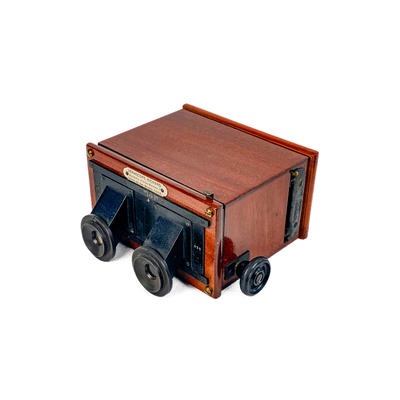 Prism Stereoscope 'Stéréoscope redresseur'; Richard, Jules; c. 1910; M-SH096