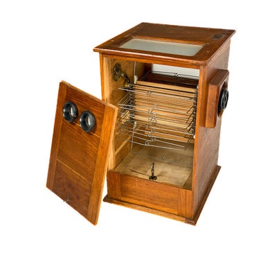 Coin operated Stereoscope, Oak; Mattey; c. 1910; M-ST048