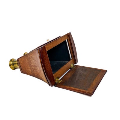 Brewster Stereoscope, Foldable Back; c. 1850; M-SH022