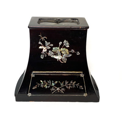 Brewster Stereoscope, Mother of Pearl, Prismatic Lenses, Luxe; c. 1910; M-SH008