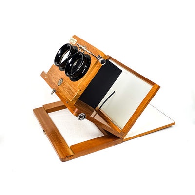 Stereoscope 'Universal-Stereo-Betrachtungs-Apparat' with Original Storage Box; Ernemann; c. 1900; M-ST030