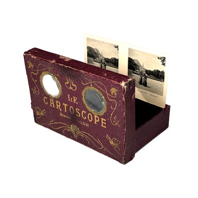 Boxed Stereoscope 'Le Cartoscope'; c. 1910; M-SH141