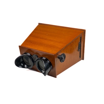 Stereoscope, Long Body; Mattey; c. 1915; M-SH071