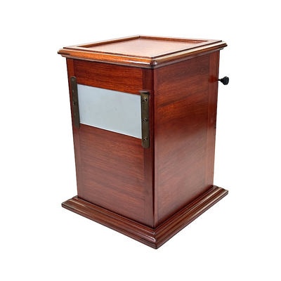 Tray-Stereoscope 'Metascope' together with Original Owner's Photo Collection; Unis France; c. 1926; M-ST078