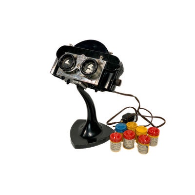 Rollfilm-Stereoscope 'Verascope F40', Second Model, with Stand, Light Unit and a Set of Rollfilms; Richard, Jules; c. 1940; M-ST068