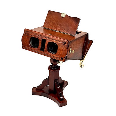 brewster, prism lenses on stand 04