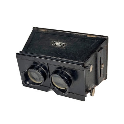 Stereoscope 'La Corollaire'; Gaumont, Léon; c. 1910; M-SH148 Stereoscope 'La Corollaire'; Gaumont, Léon; c. 1910; M-SH148