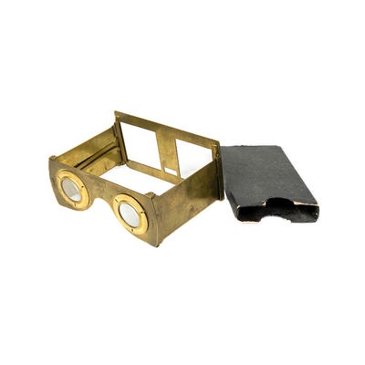 Foldable Stereoscope 'Stéréoscope pliant en laiton' with Original Storage Box; Richard, Jules; c. 1915; M-SH073