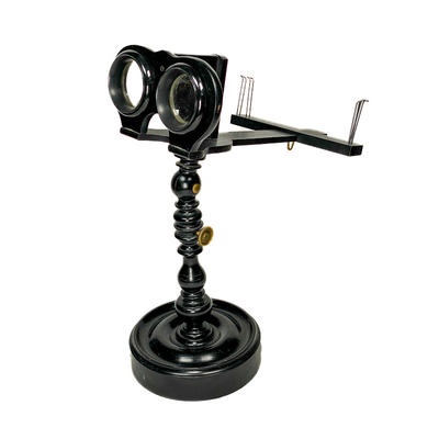 Holmes Stereoscope 'à verres ronds' on Stand; Mattey; c. 1910; M-ST036