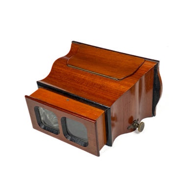 Stereoscope, Short Focus, Prismatic Lenses; c. 1870; M-SH077