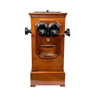 monocle 06