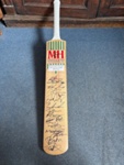 Cricket Bat autographed by Somerset Squad 2025; Somerset CCC; 2025; SCM.003106