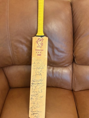 Cricket Bat autographed by Somerset Squad 2009; Somerset CCC; 2009; SCM.003107