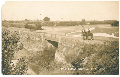 Tamaki bridge, Otahuhu; 1880s; 2017.138.09