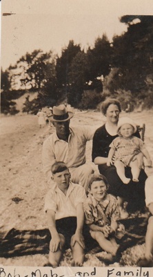 Hattaway family at Beachlands. 1928

; 1928; P2021.165.02