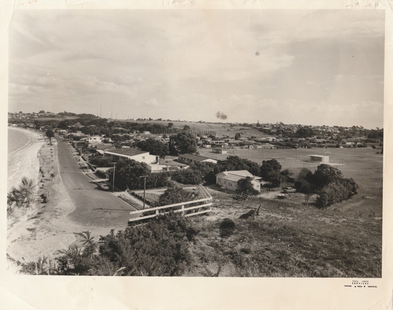 Aerial photograph of Eastern Beach showing housing and Rogers Park, mid ...