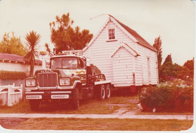 Sergeant Barry's Cottage being moved to the Howick Historical Village; La Roche, Alan; 14/02/1980; 2019.092.10