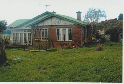 The Hattaway farm homestead; La Roche, Alan; 1/01/2011; 2018.156.18