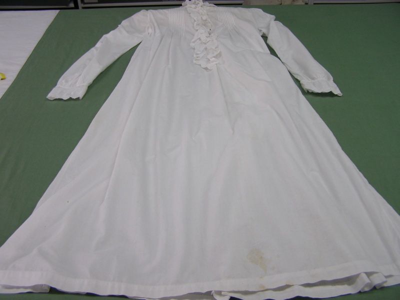 1890 nightgown discount