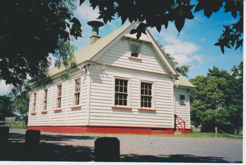 Flat Bush School.; La Roche, Alan; 2007; 2019.055.20 on NZ Museums