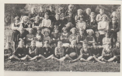 Pakuranga School pupils 1930; Roberts, Gordon; 1931; 2019.017.02