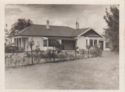 White's homestead on the Hauraki Plains; Hattaway, Robert; 2018.159.71