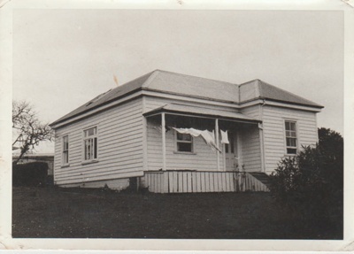The old schoolhouse on Minerva Terrace; La Roche, Alan; 1/09/1970; 2018.006.94