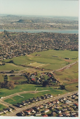 Aerial photograph of the Howick Historical Village; Bielby, H; 1990; 2019.114.06