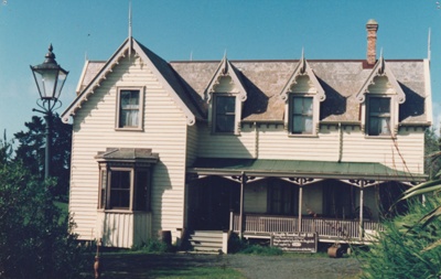 Puhinui, McLaughlin's Homestead at Howick Historical Village, May 1990; Alan La Roche; May 1990; 2020.08.09