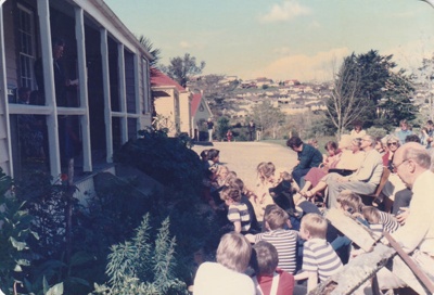 The crowd listening to speeches at the opening of Eckford's homestead in Howick Historical Village.; La Roche, Alan; 22 September 1985; P2021.10.08