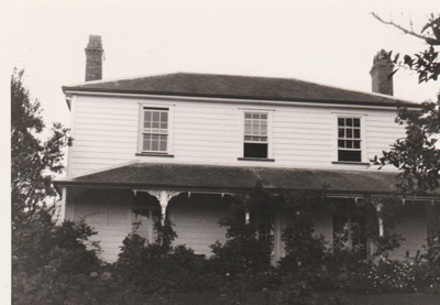 Keppoch Lodge built in 1860 for Captain Alexander McDonald, 1 Tanglewood Place, Howick.; La Roche, Alan; c1985; P2022.83.06