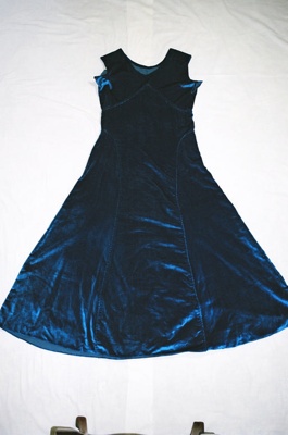 Dress; 2004/0196