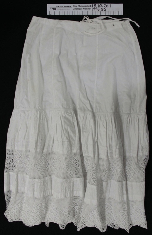Petticoat; Matilda Gardner nee Wilson; 1914; 1996_85 | eHive