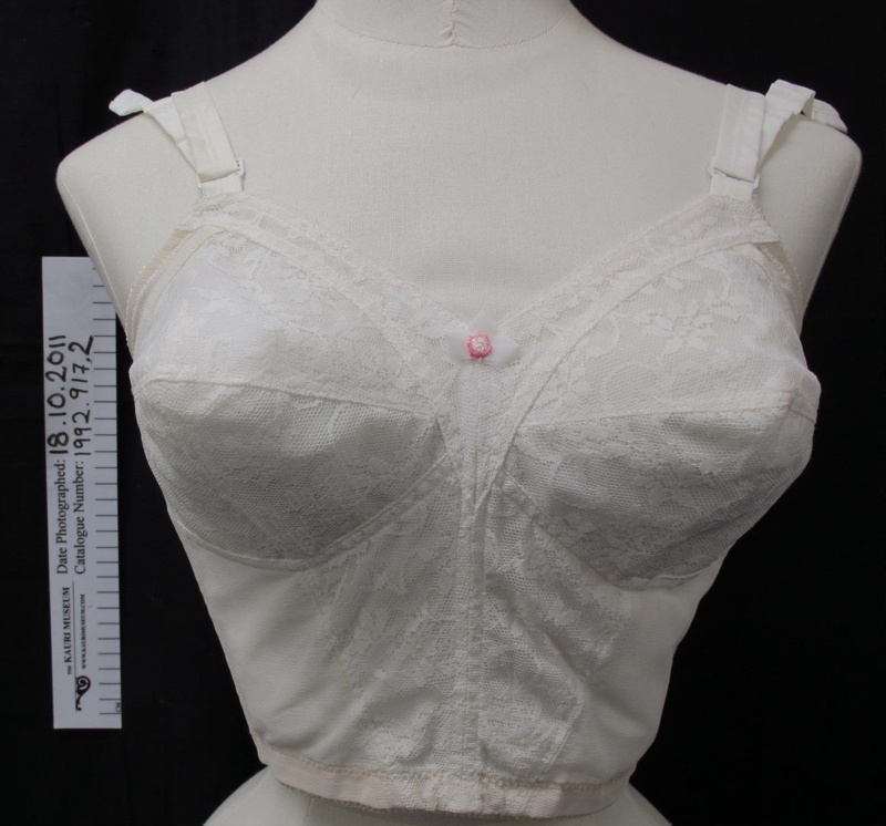 Maidenform' bra c.1950's; Maidenform; c.1950's; 1992_917_2 - The Kauri ...