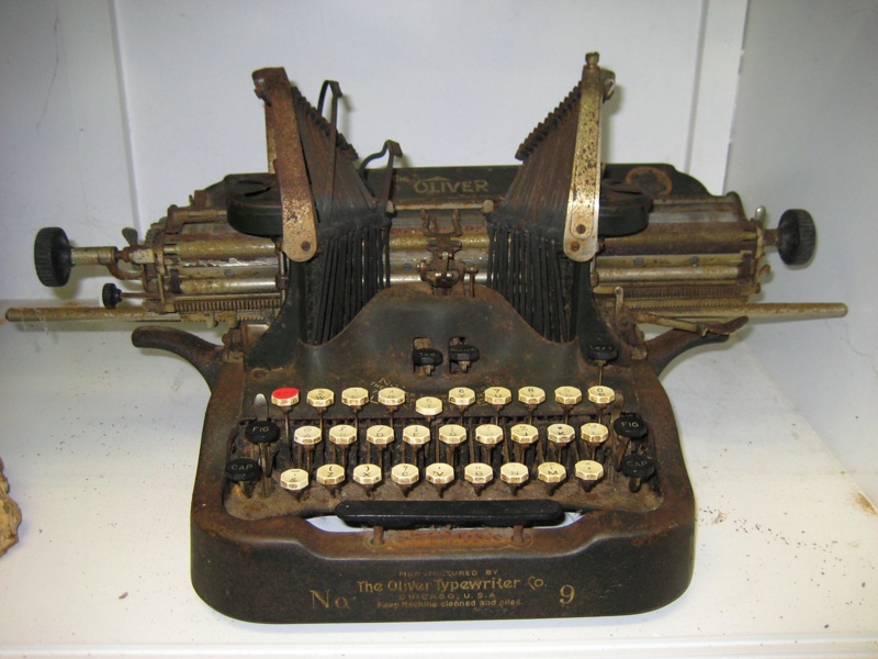 Typewriter; 1979.2.1 - Raglan and District Museum on NZMuseums