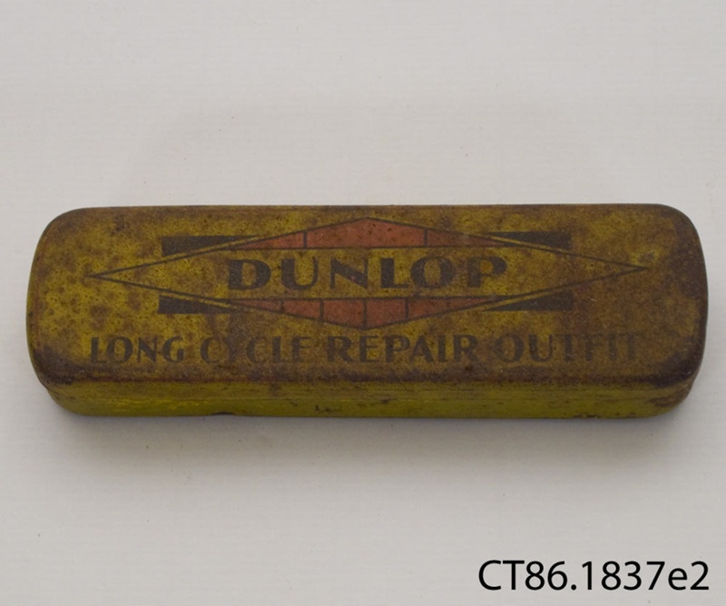 Tin, puncture repair kit; Dunlop; [?]; CT86.1837e2 on eHive